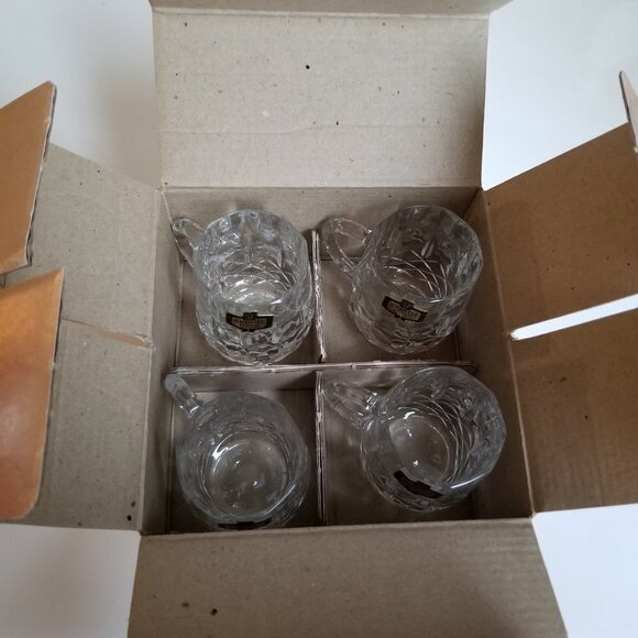 Crystal Liqueur Glasses Heirloom Collection with Finger Handle Lot of 4 Vintage - Picture 9 of 10